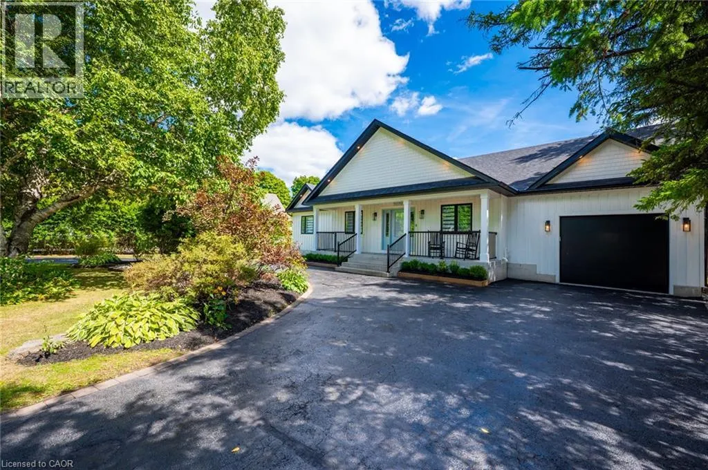 2560 2 SIDE Road, Burlington
