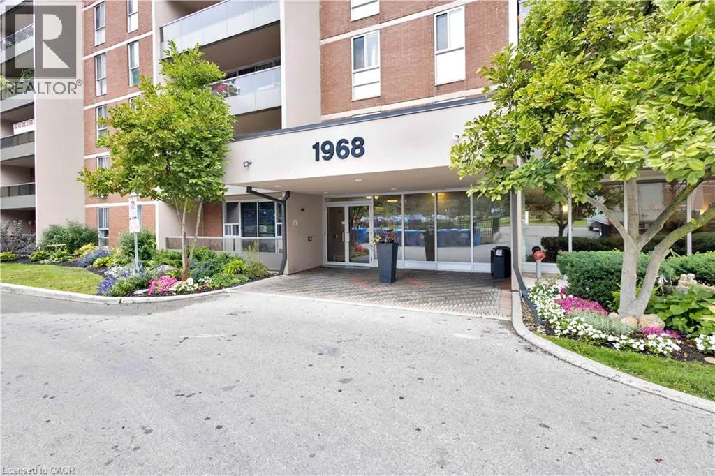 1968 MAIN Street West Unit 1401, Hamilton