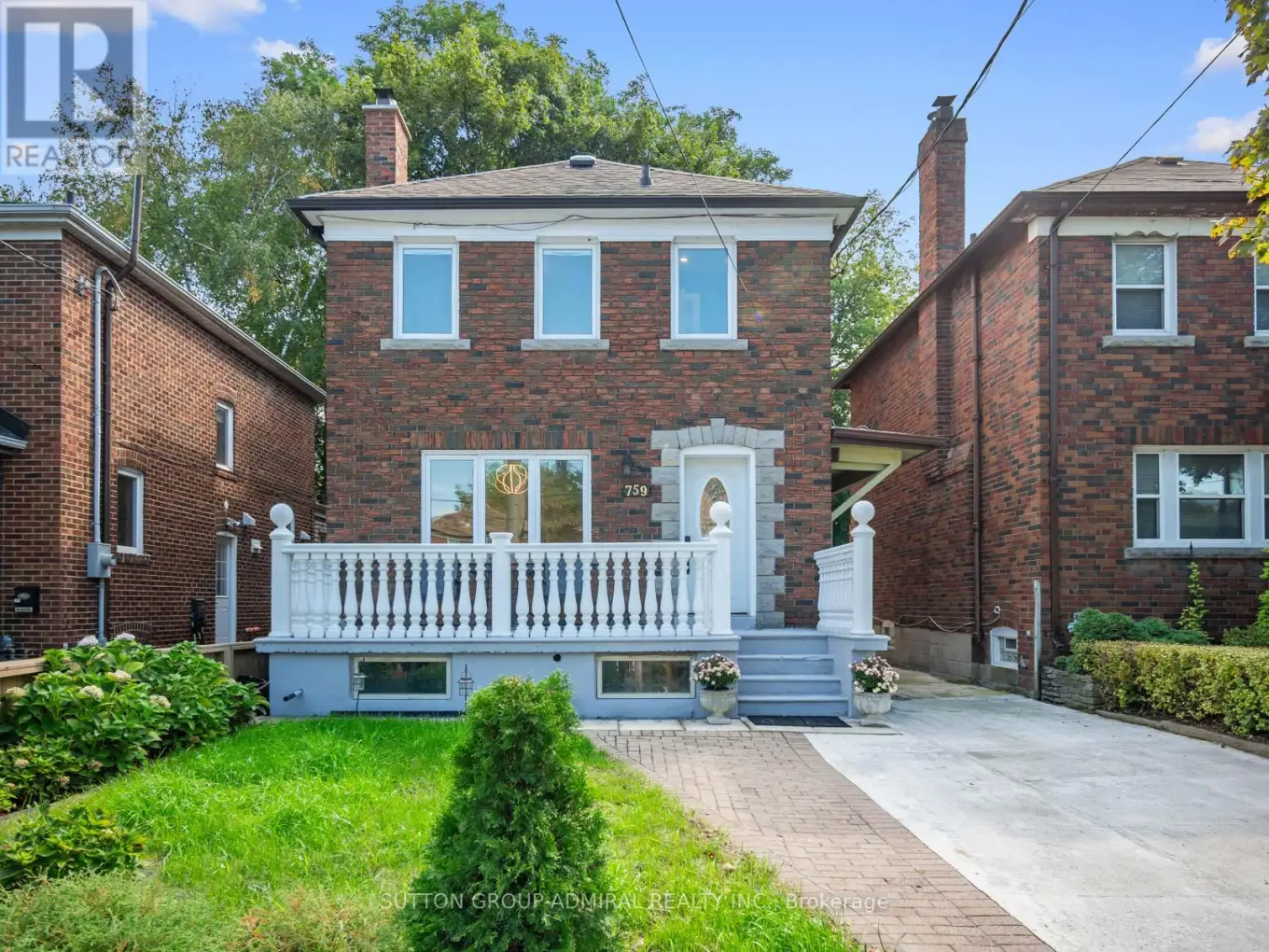 759 Eglinton Avenue East, Toronto (Leaside)