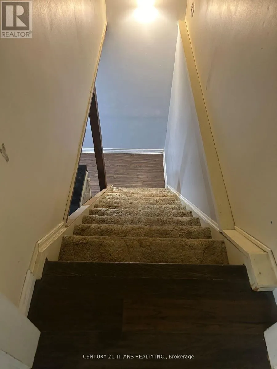 349 Carnaby Court Unit Bsmt, Oshawa (Centennial)