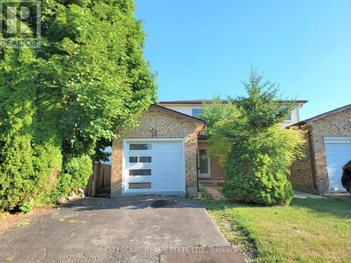 15 Hartsfield Drive, Clarington (Courtice)