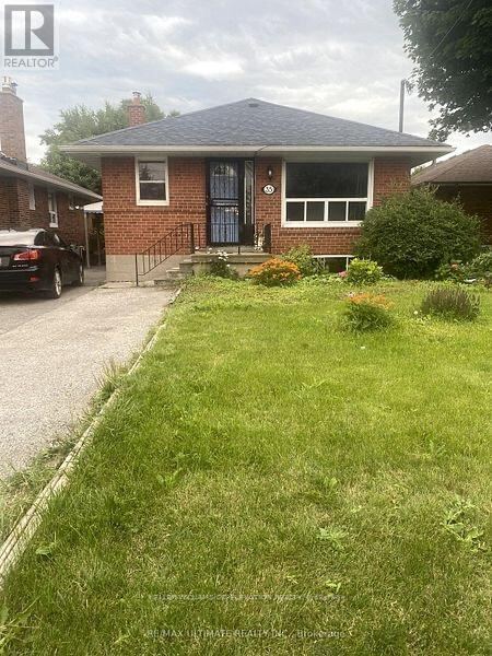 35 Pachino Boulevard, Toronto (Wexford-Maryvale)