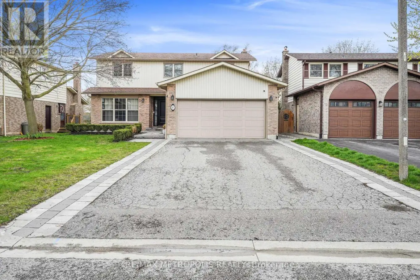 57 Calder Crescent Unit BSMT, Whitby (Pringle Creek)