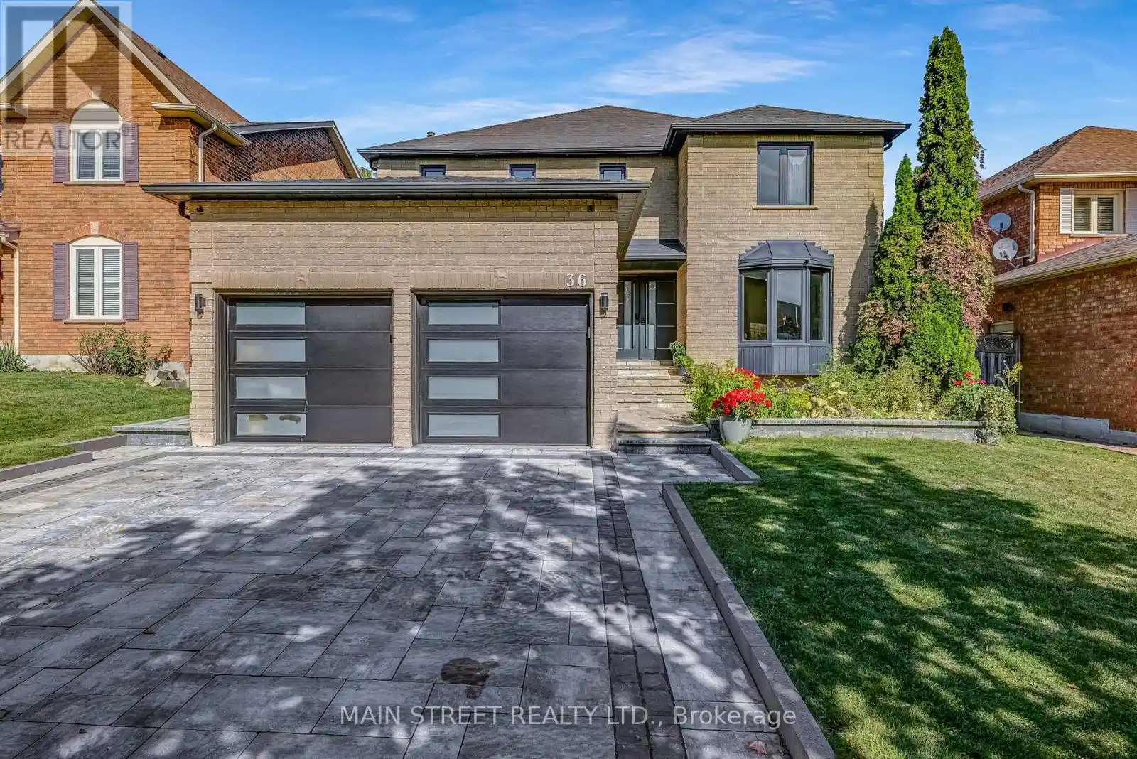 36 Nelson Circle, Newmarket (Armitage)