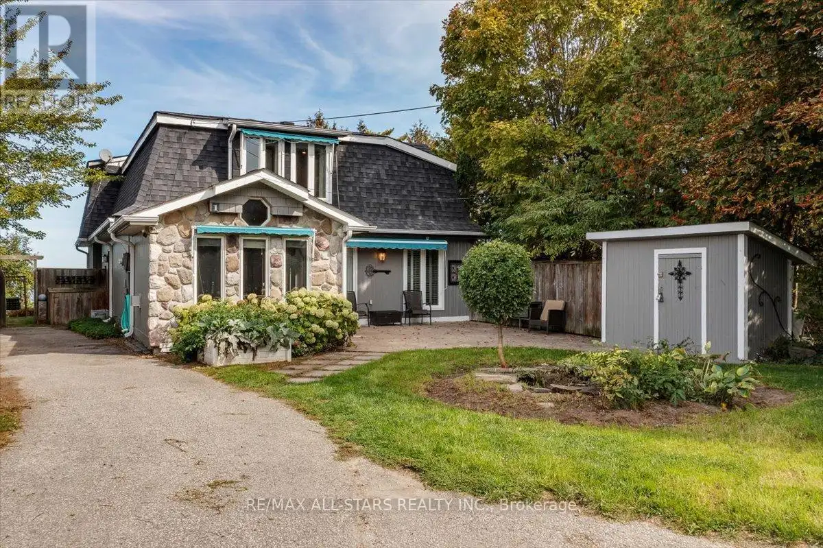 1 Cedarhurst Park, Georgina (Sutton & Jackson’s Point)