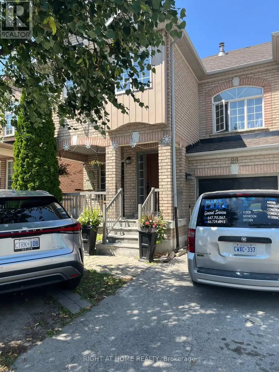 26 Bluewater Trail North, Vaughan (Vellore Village)