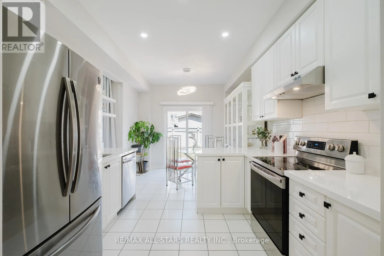 19 Coronet Street, Whitchurch-Stouffville (Stouffville)