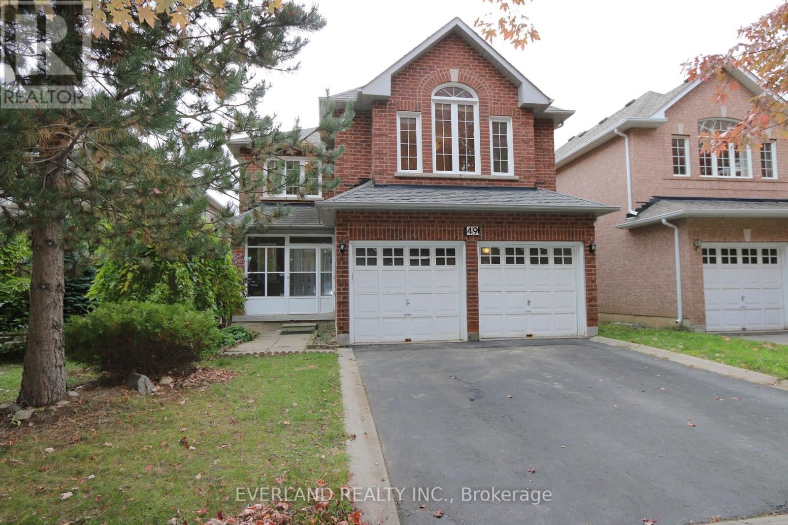 49 Falling River Drive Unit Upper, Richmond Hill (Devonsleigh)