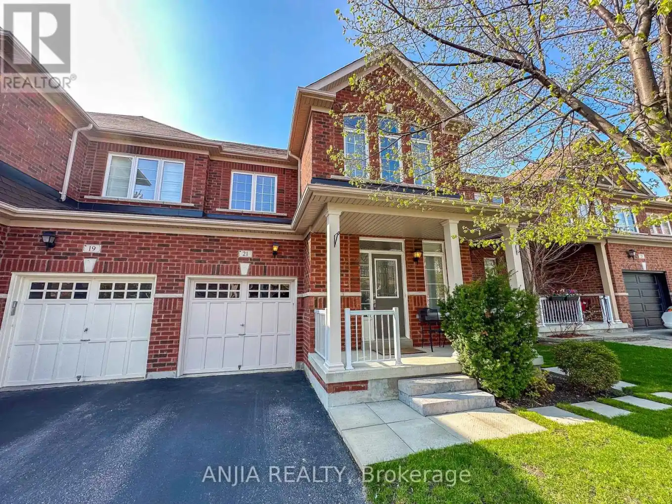 21 Fitzroy Avenue, Markham (Wismer)