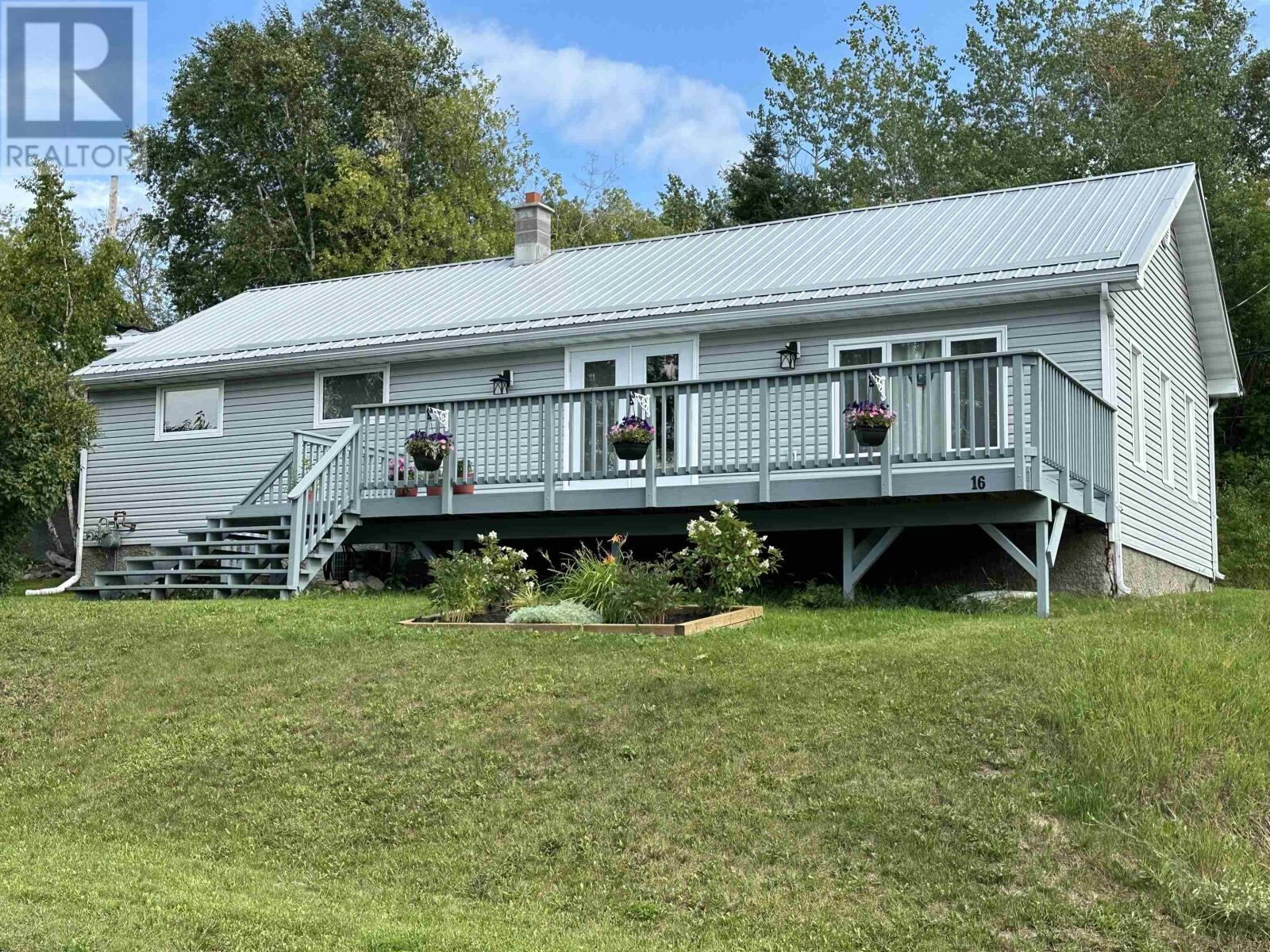 3 Bedroom Single Family in Cochenour