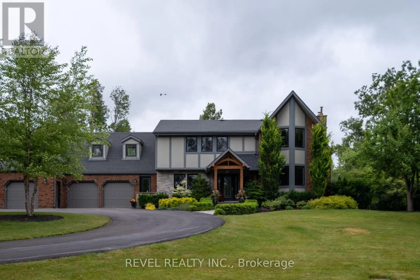 32 Cedar Drive, Caledon