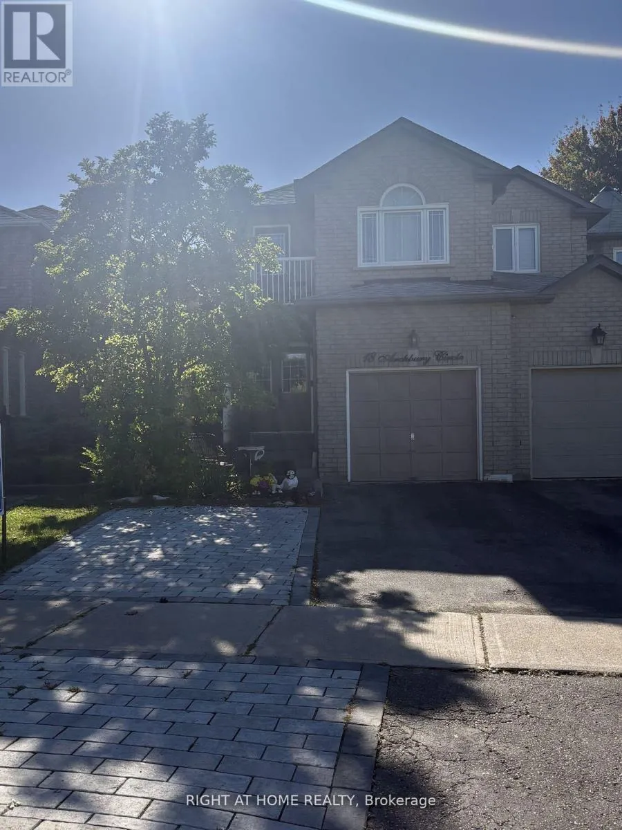 18 Archbury Circle, Caledon (Bolton East)