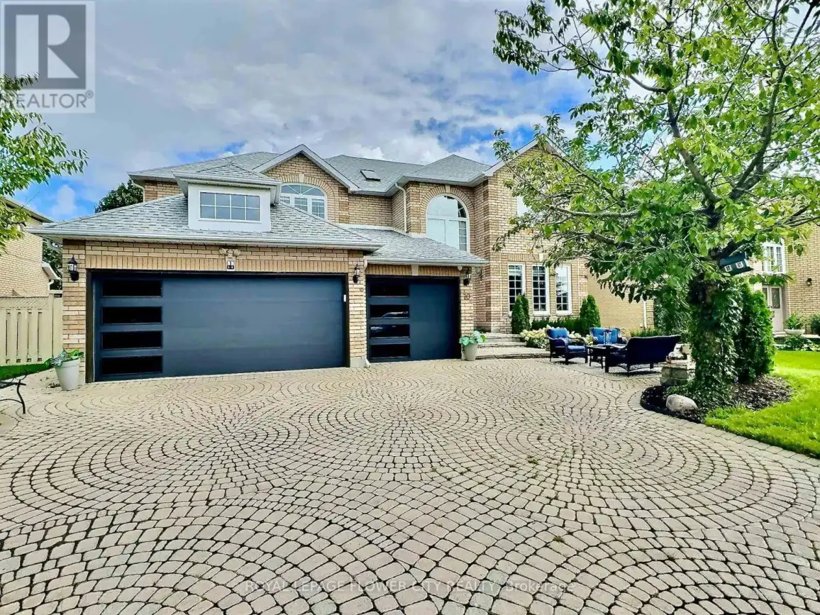 70 Colonel Bertram Road, Brampton (Snelgrove)