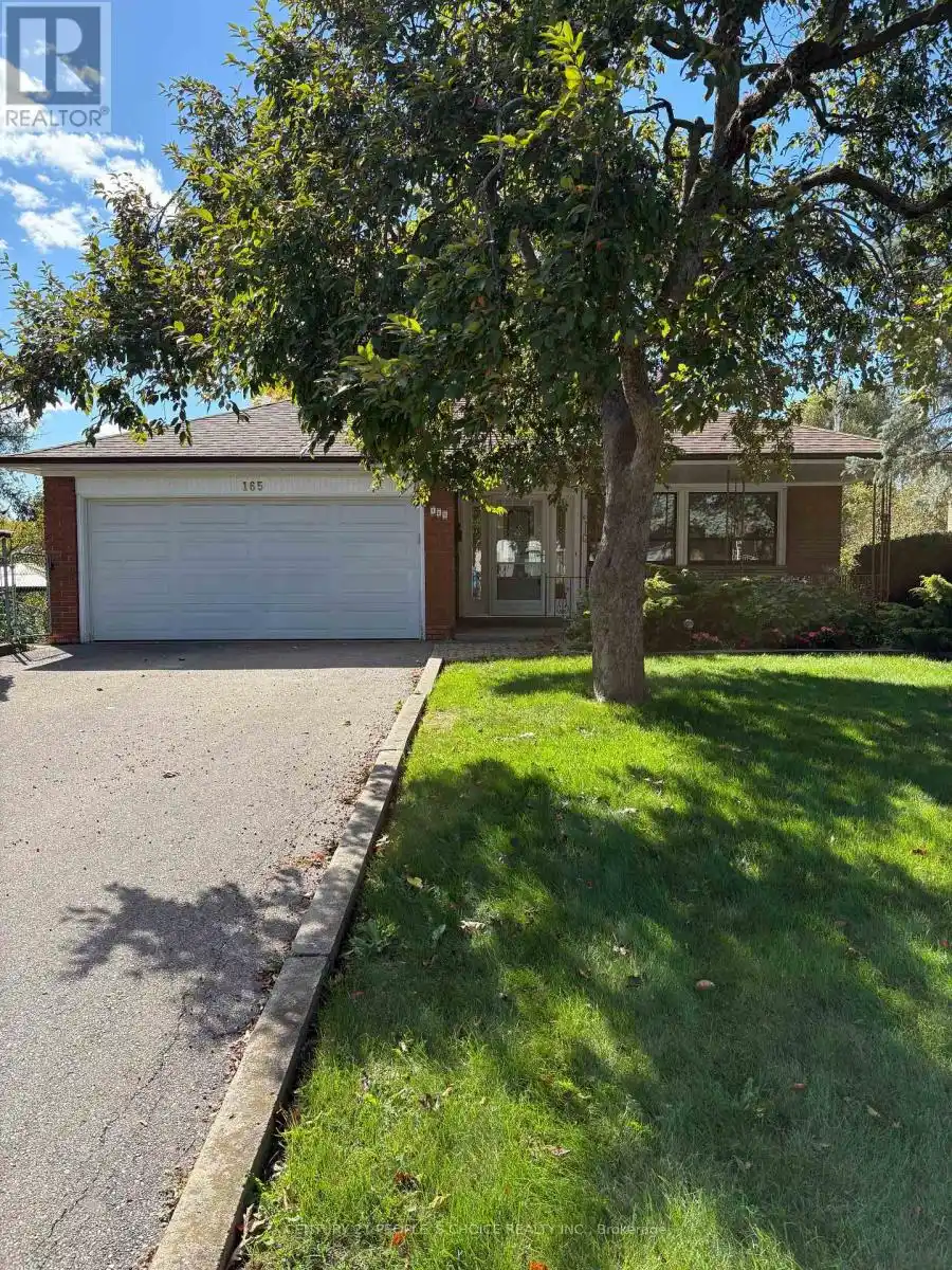 165 Verobeach Boulevard, Toronto (Humbermede)