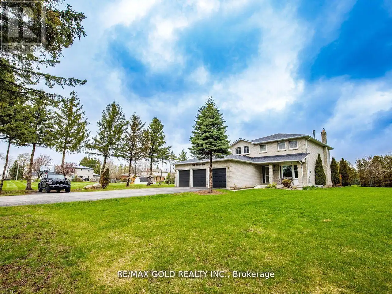 18555 Hurontario Street East, Caledon (Caledon Village)