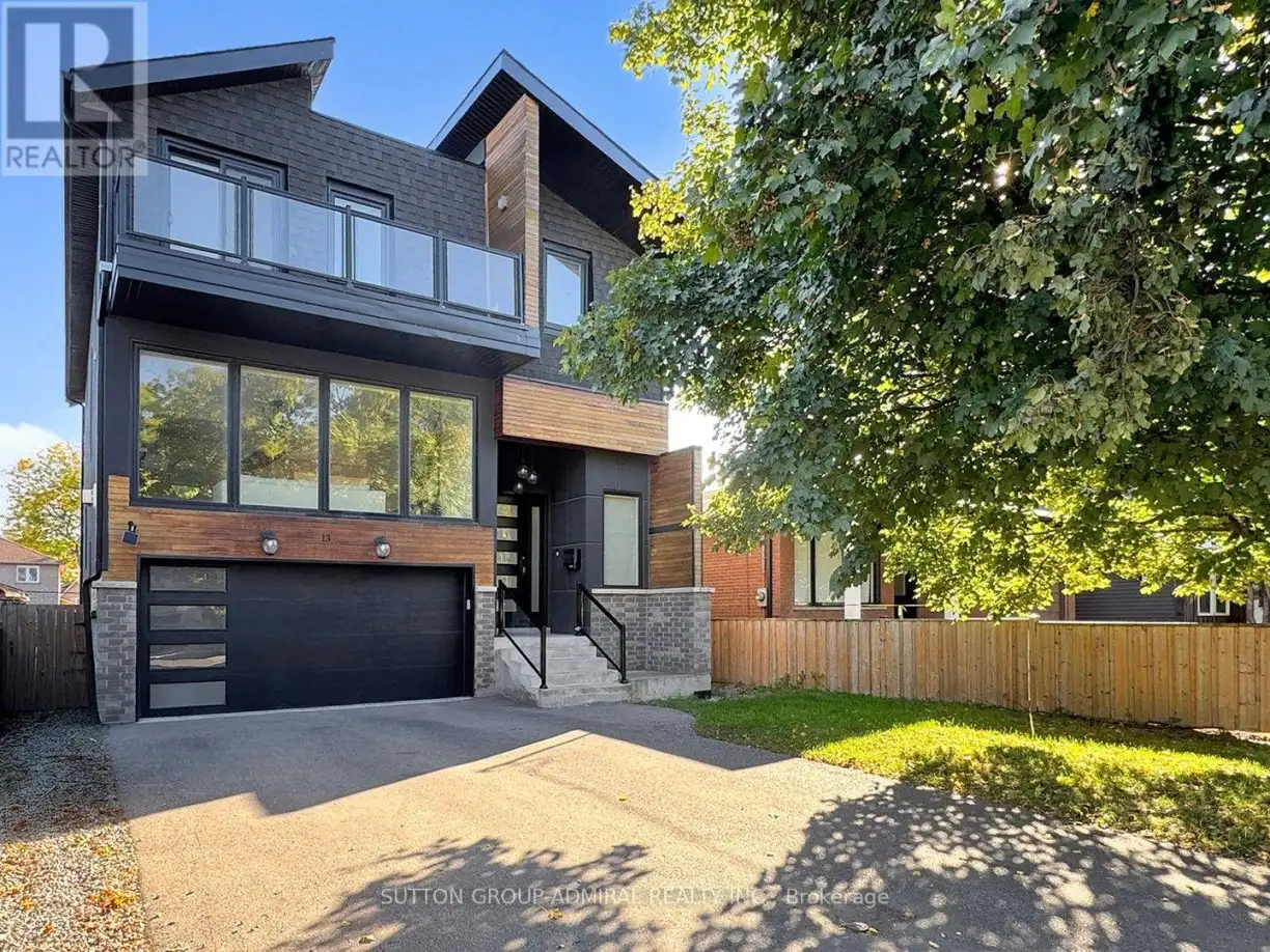 13 Elder Avenue, Toronto (Long Branch)