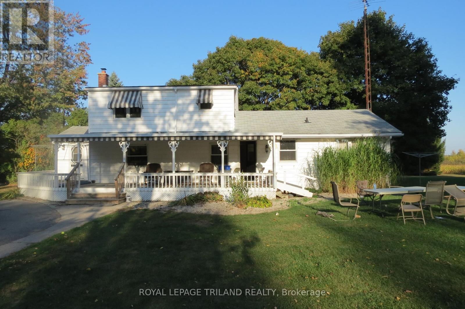 4493 Wonderland Road South, London South (South W)