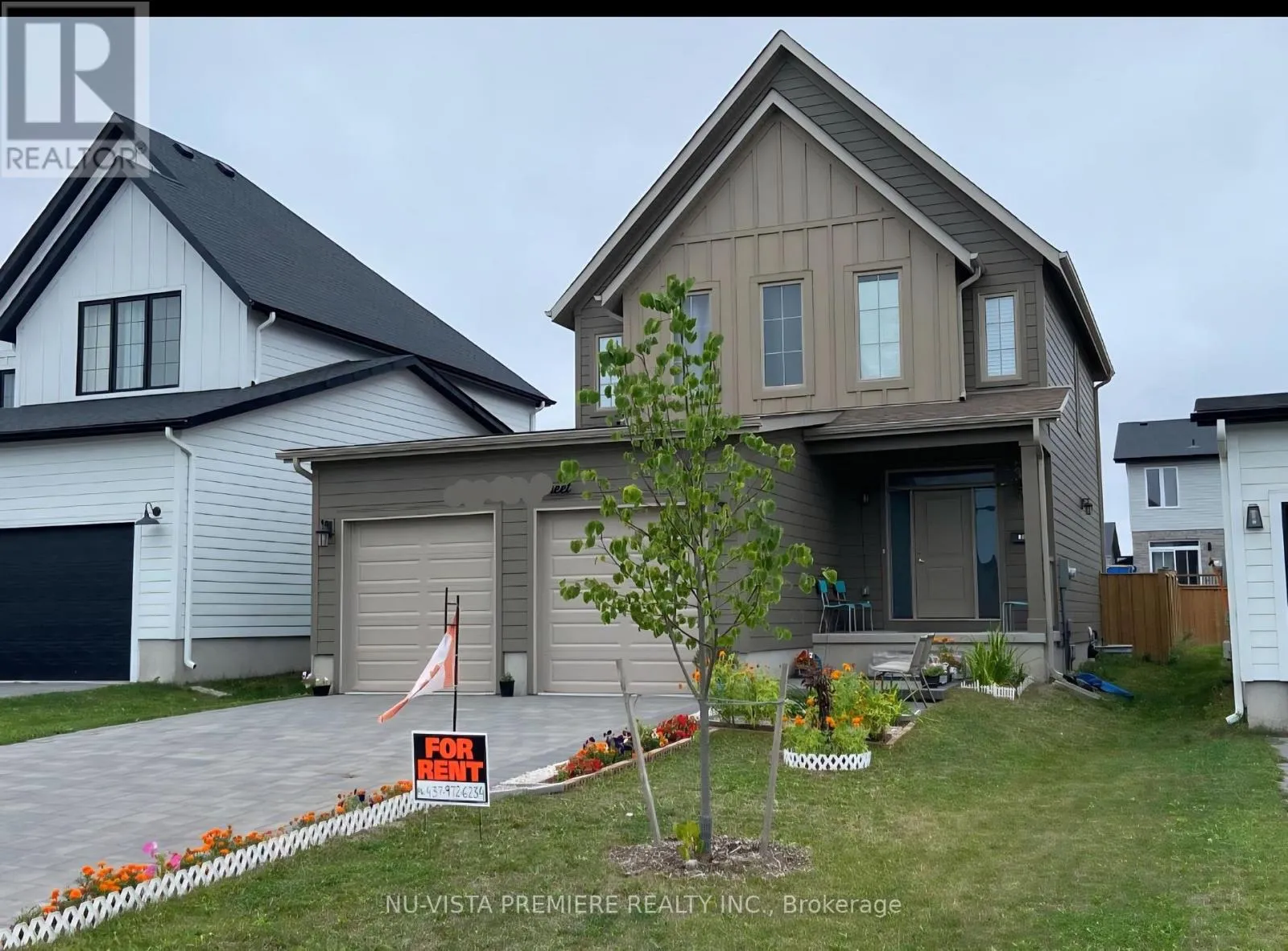 1537 Drew Street, London East (East D)