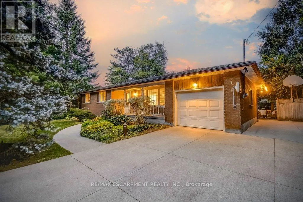 420 Concession 8 Road East, Hamilton