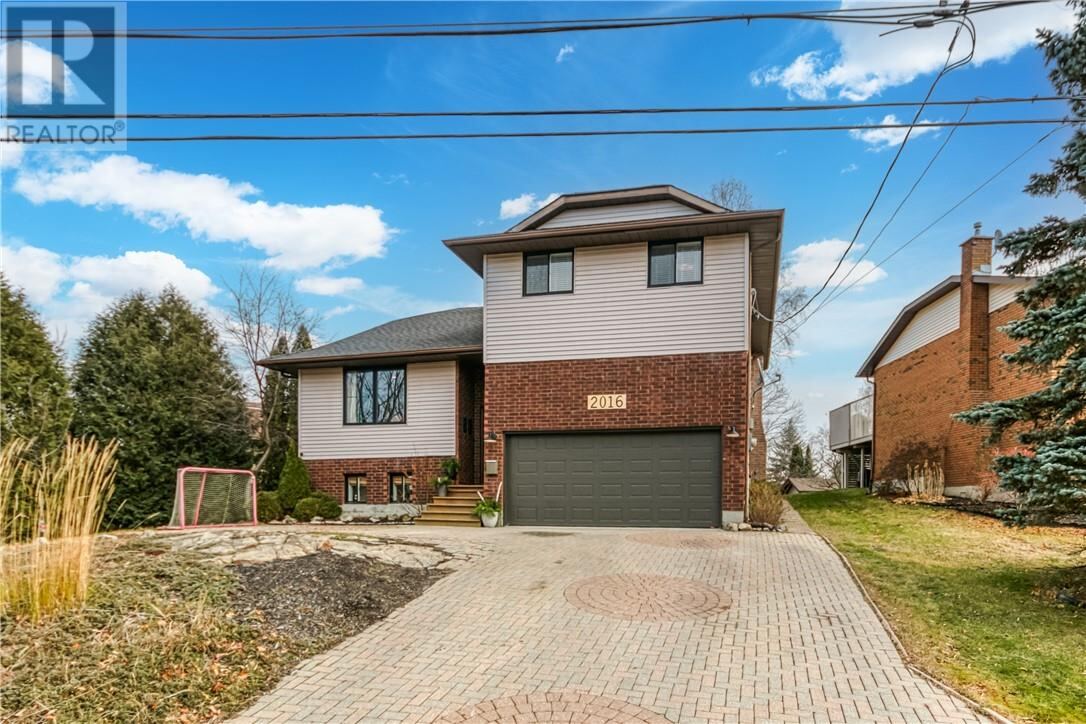 5 Bedroom House in Sudbury