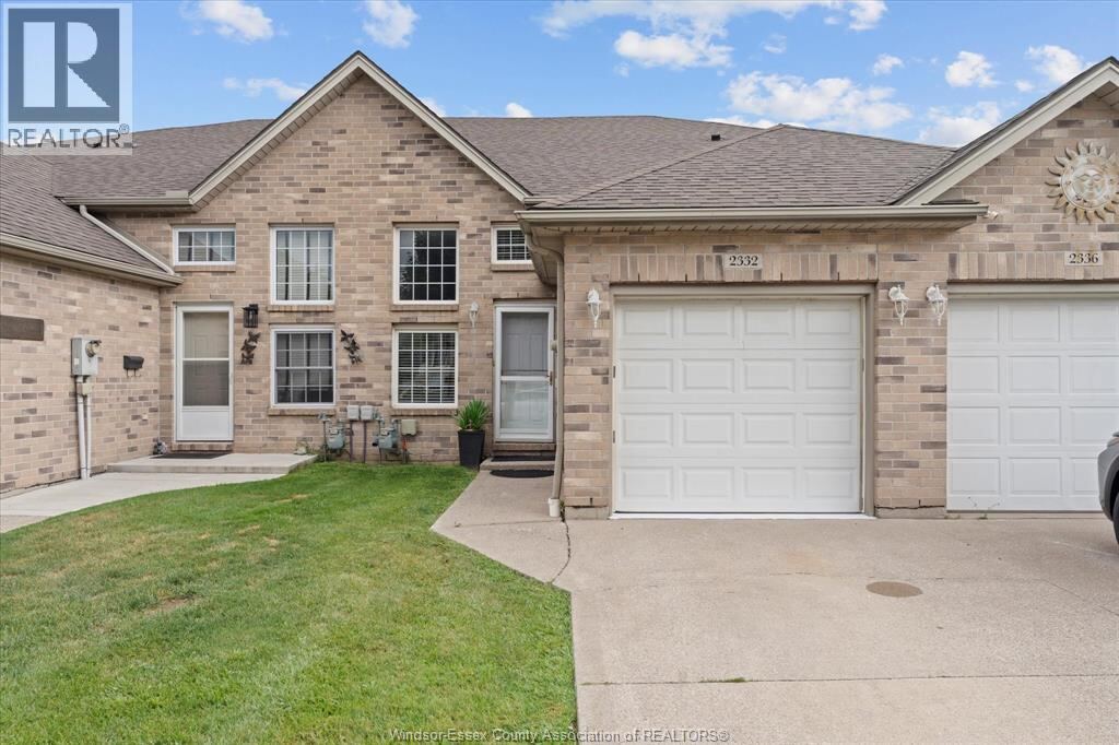 2332 LAMONT Street, Windsor