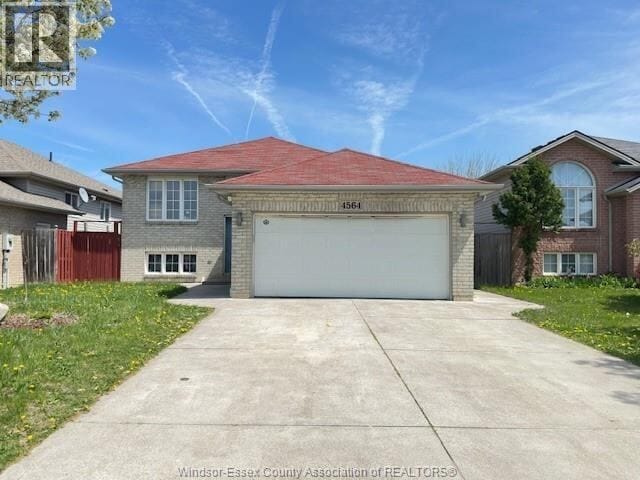 4564 FONTANA Avenue, Windsor