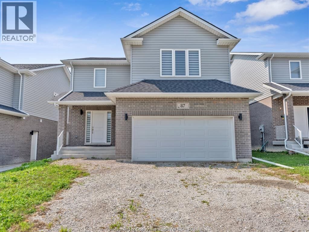 87 WARWICK Drive, Chatham