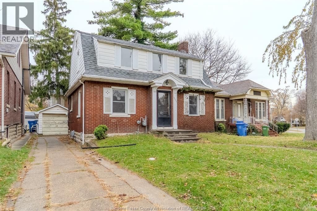 2973 Peter Street, Windsor