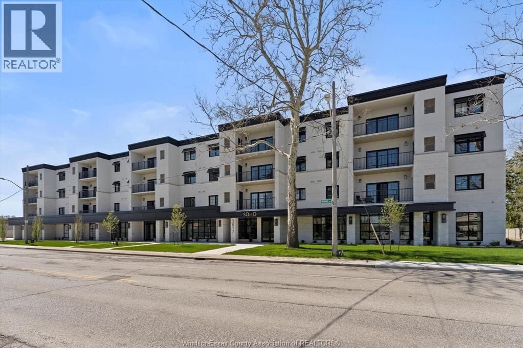 3817 HOWARD Avenue Unit 204, Windsor