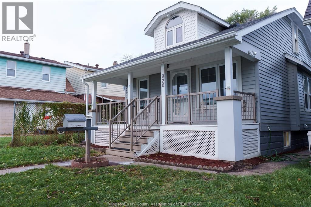 920 JANETTE Avenue, Windsor