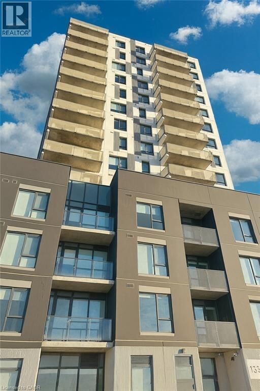1333 WEBER Street Unit 905, Kitchener