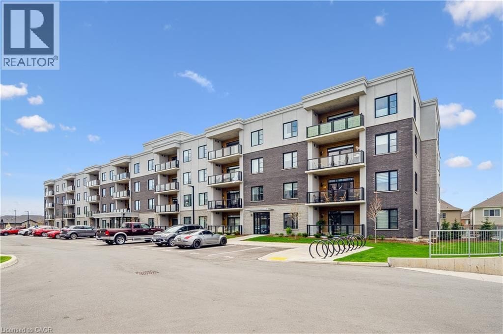 99 FARLEY Road Unit 407, Centre Wellington