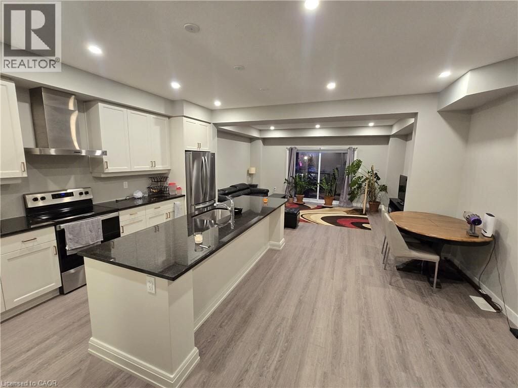 604 CARYNDALE Drive, Kitchener