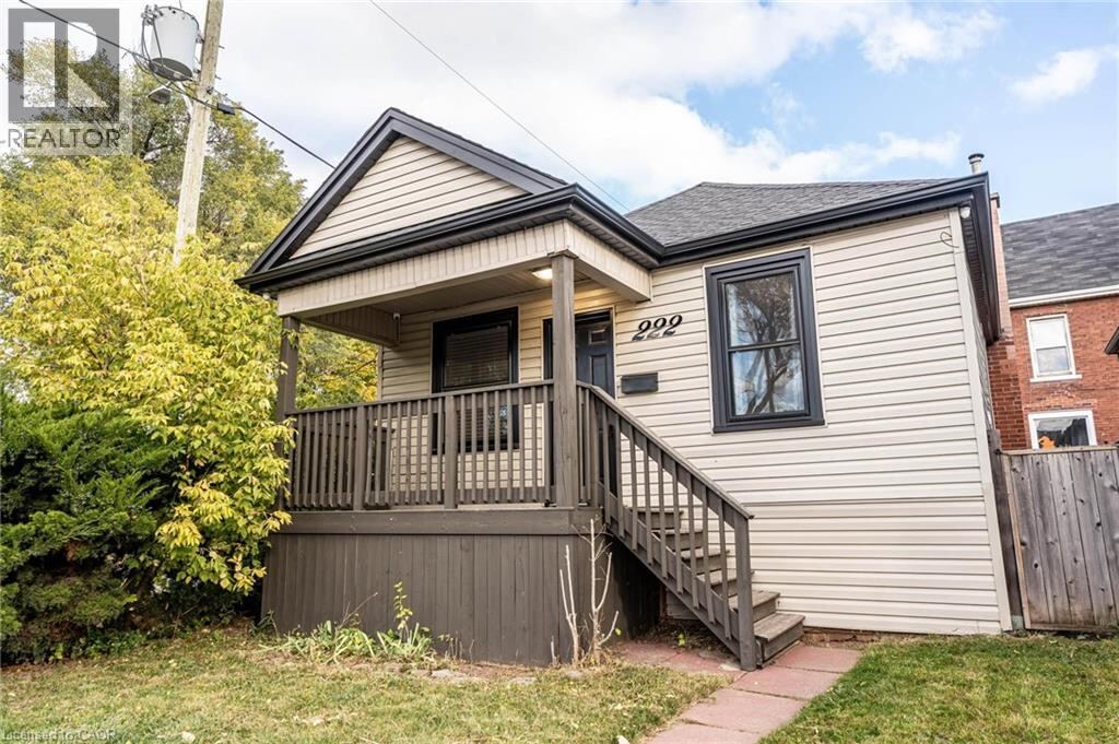 222 KENSINGTON Avenue North, Hamilton