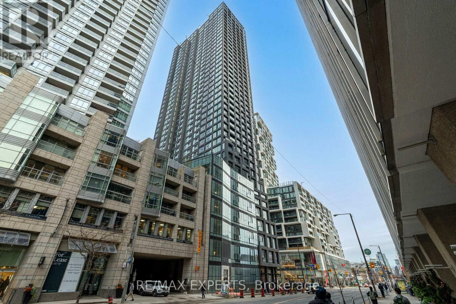 20 Soudan Avenue Unit 904, Toronto (Mount Pleasant West)