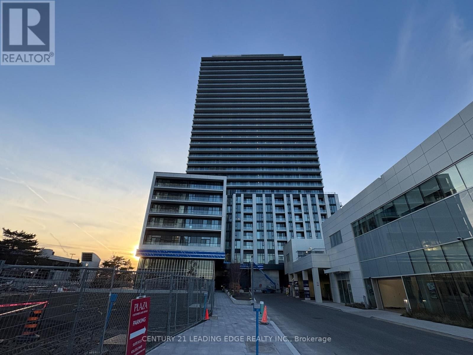 5858 Yonge Street Unit 219, Toronto (Newtonbrook West)