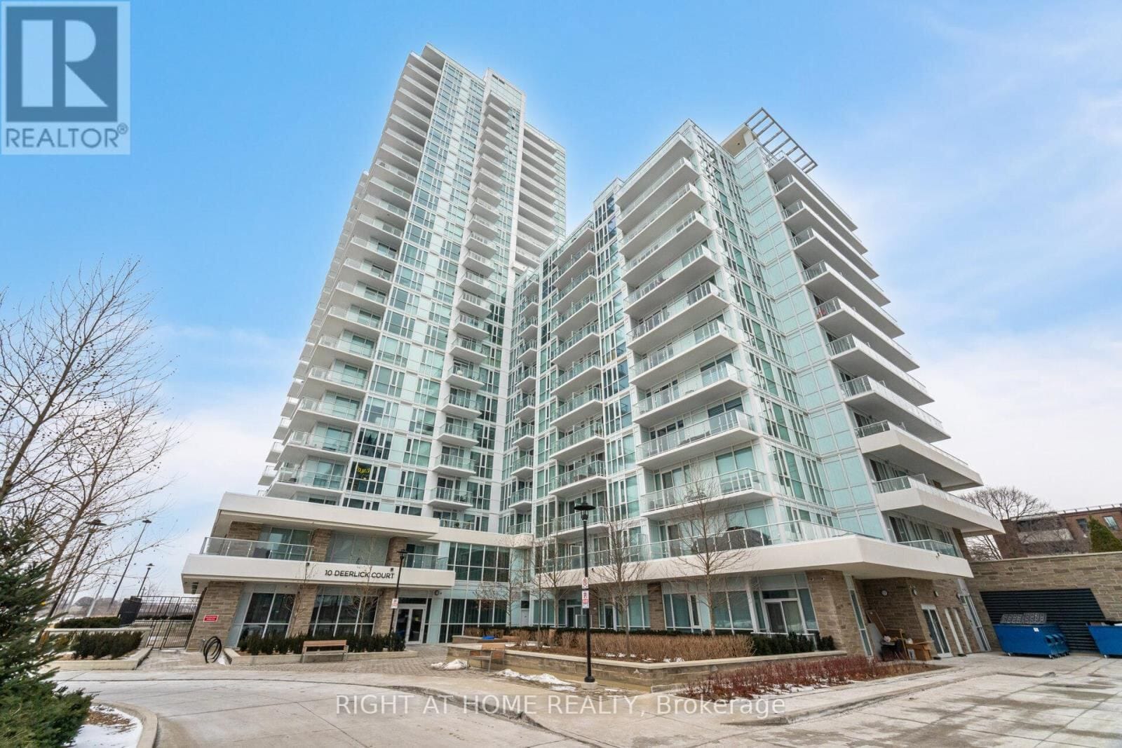 10 Deerlick Court Unit 2003, Toronto (Parkwoods-Donalda)