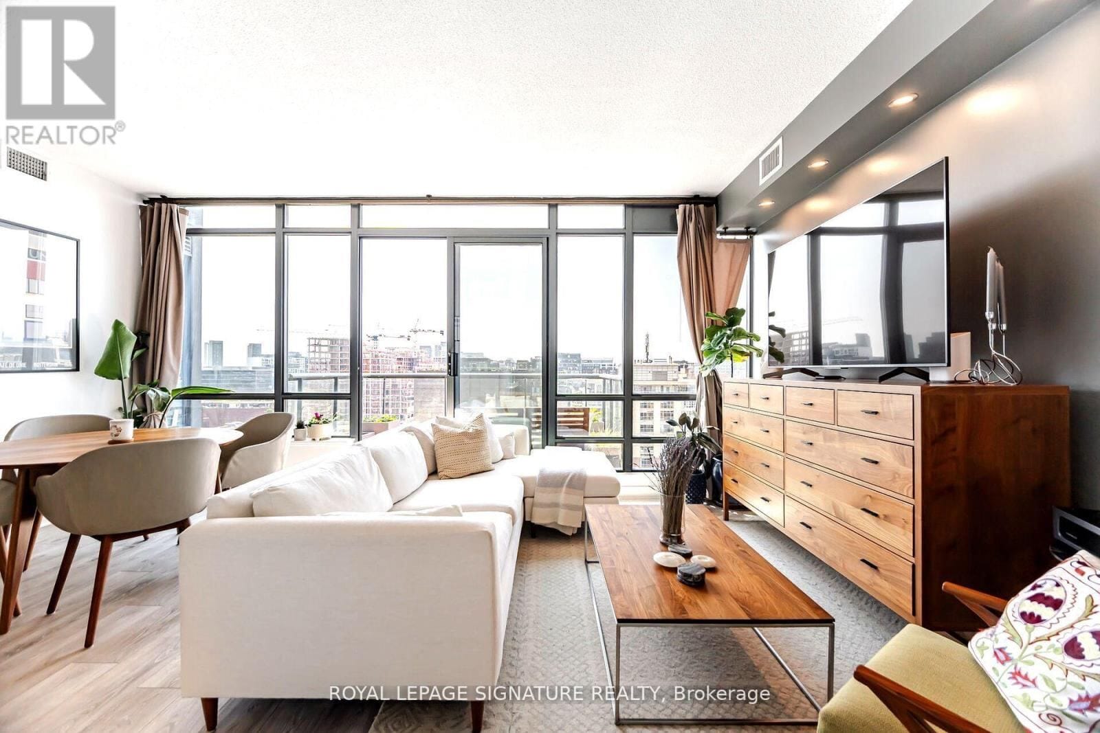 438 KING Street West Unit 1405, Toronto (Waterfront Communities)