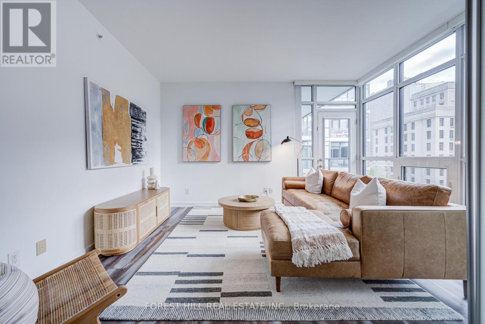 210 Simcoe Street Unit 701, Toronto (Kensington-Chinatown)