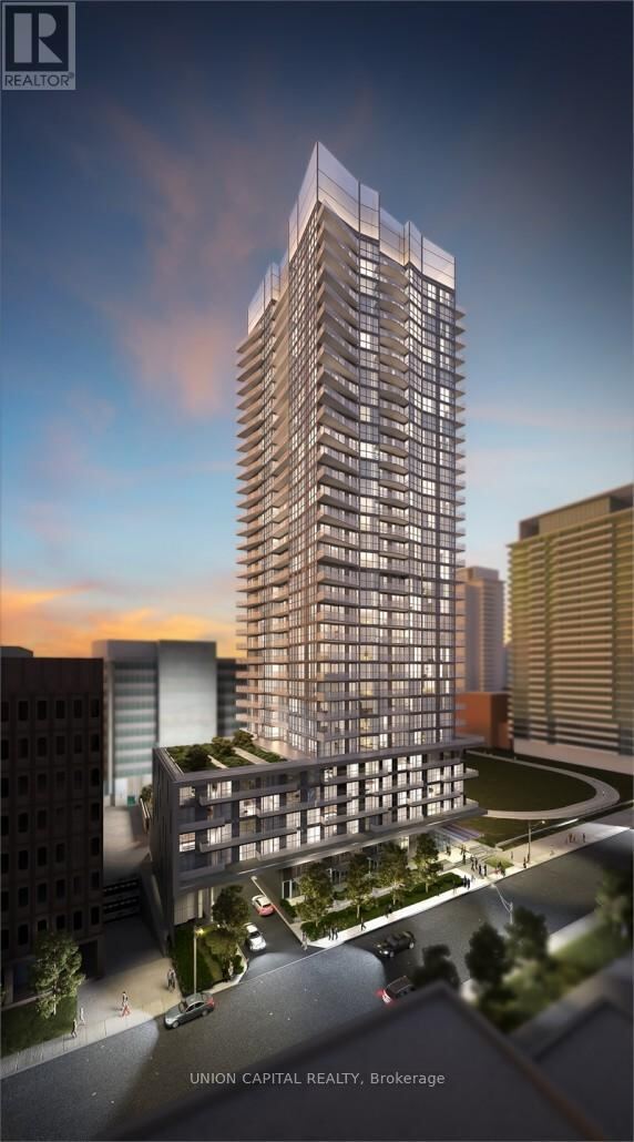30 Roehampton Avenue Unit 504, Toronto (Mount Pleasant West)