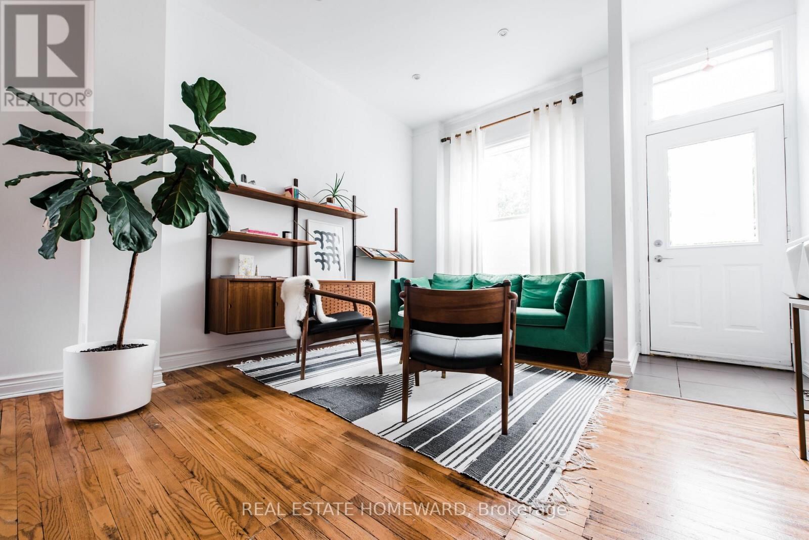 77 Claremont Street, Toronto (Trinity-Bellwoods)
