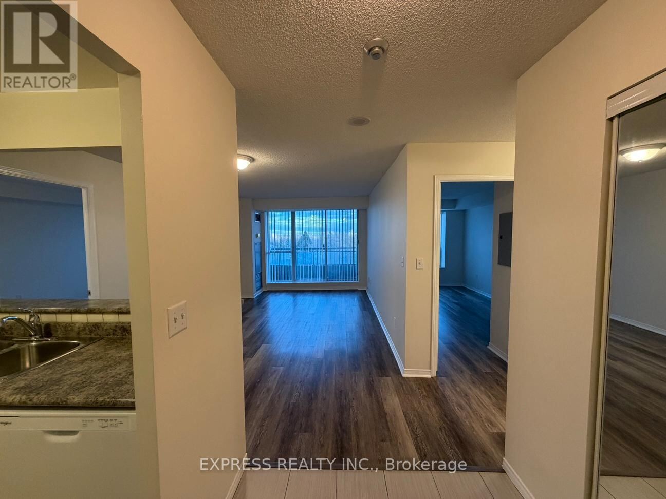 39 Pemberton Avenue Unit 710, Toronto (Newtonbrook East)