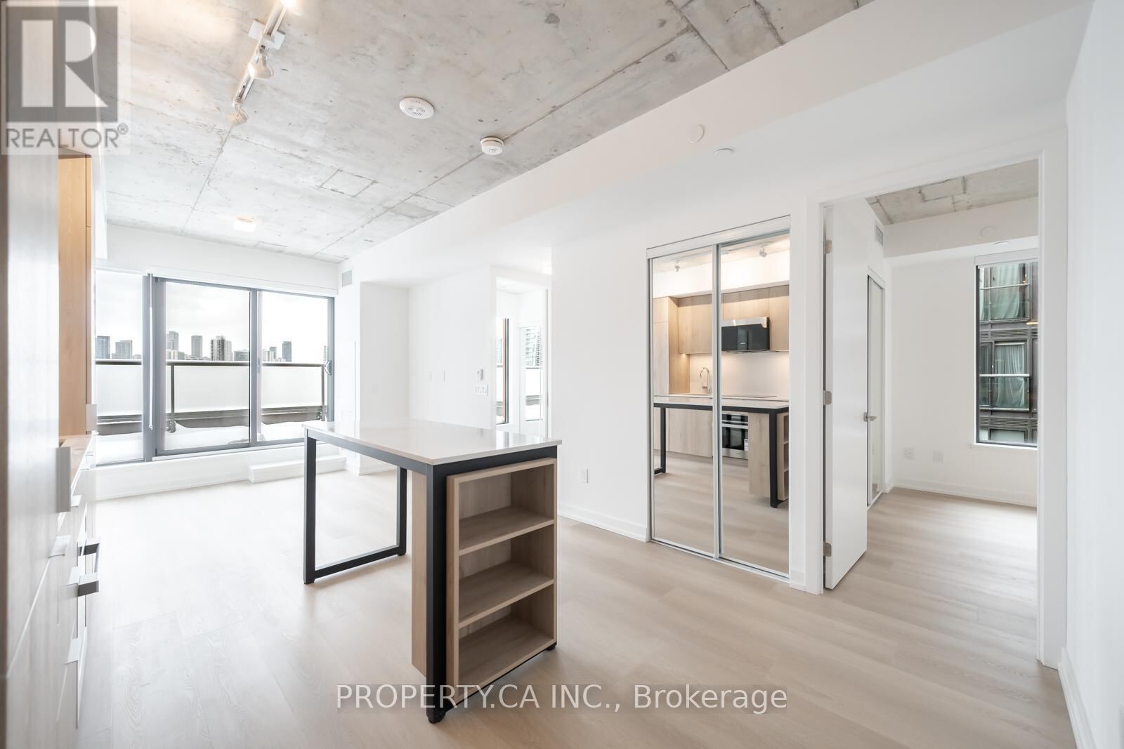 28 Eastern Avenue Unit 1023, Toronto (Moss Park)