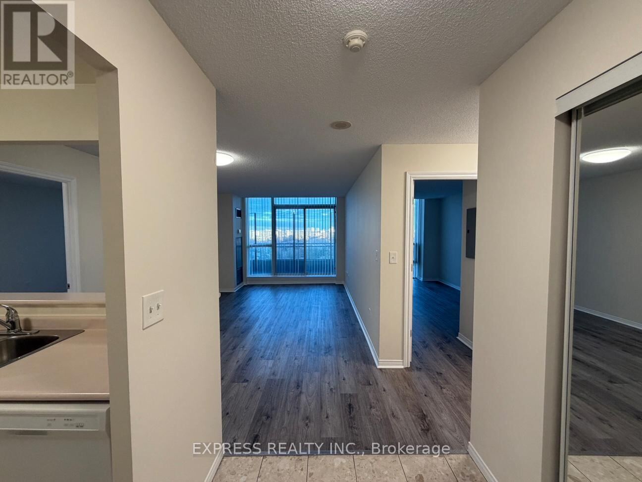 39 Pemberton Avenue Unit Ph10, Toronto (Newtonbrook East)