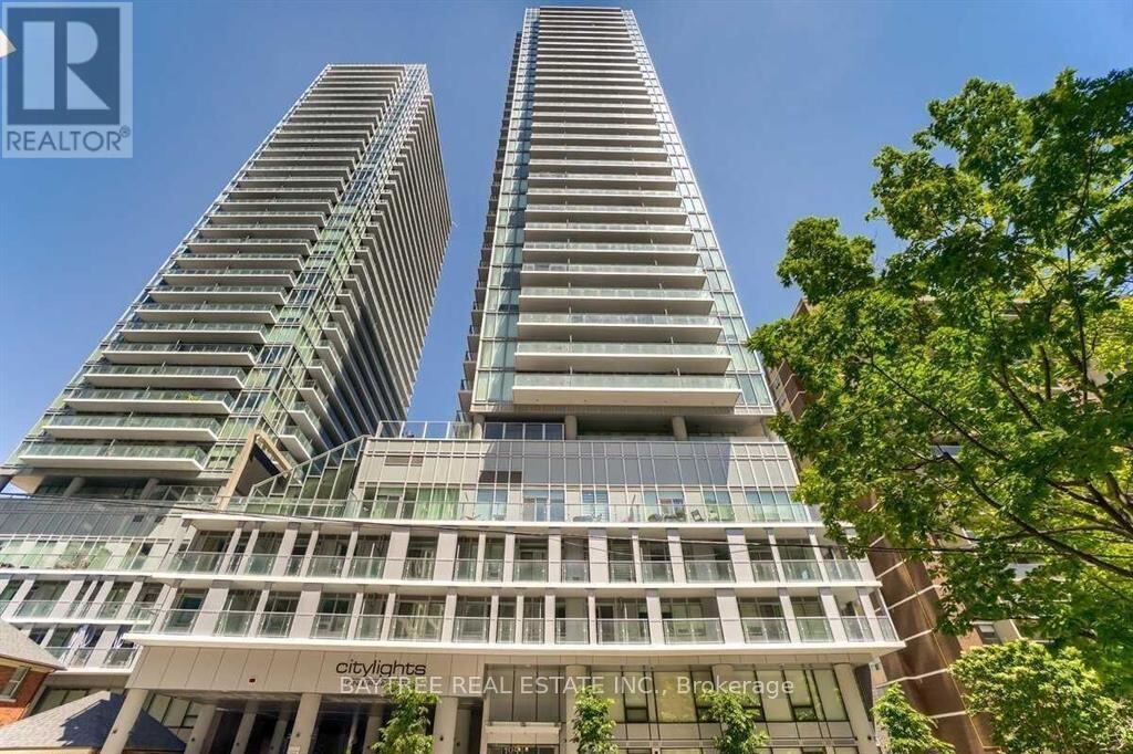 195 Redpath Avenue Unit 2415, Toronto (Mount Pleasant West)