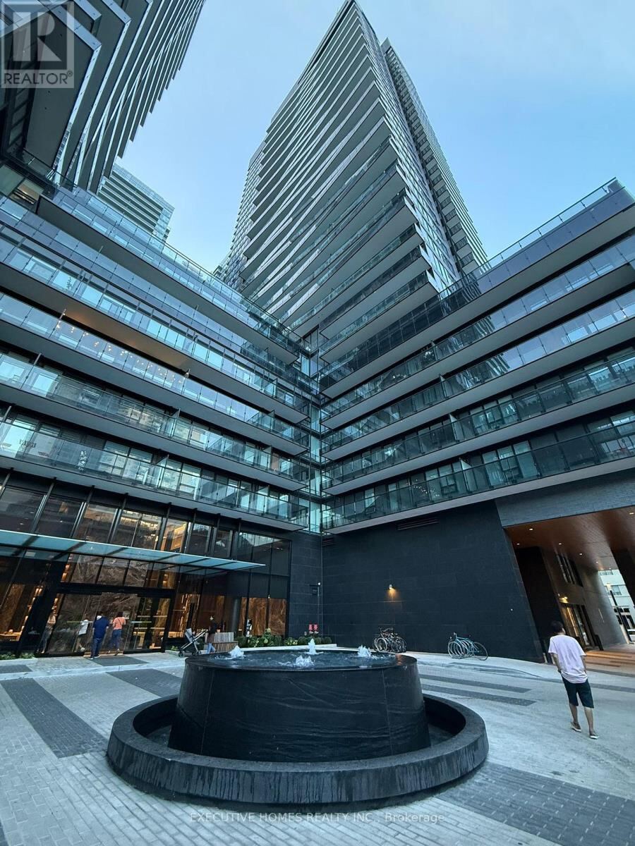 127 Broadway Avenue Unit 3705, Toronto (Mount Pleasant West)