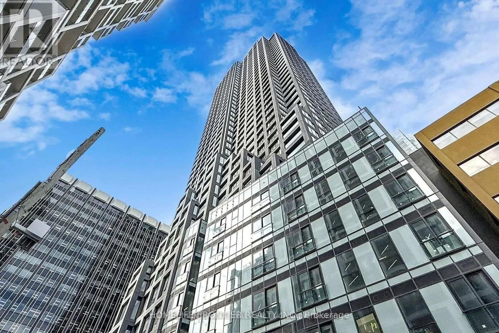 20 Soudan Avenue Unit 1104, Toronto (Mount Pleasant West)