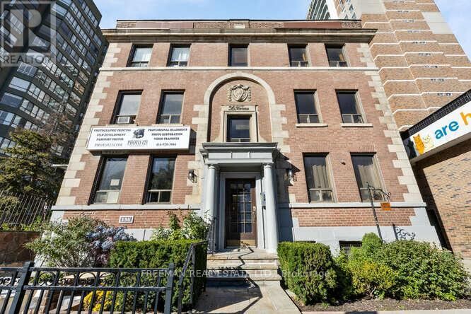 134 Carlton Street Unit 3, Toronto (Cabbagetown-South St. James Town)