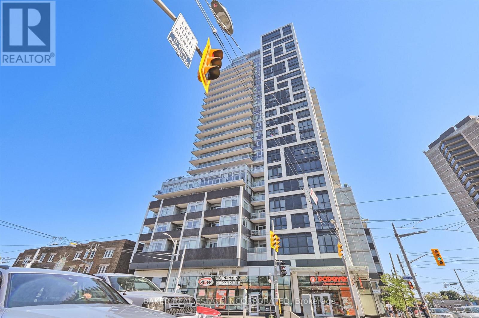 501 St Clair Avenue West Unit 219, Toronto (Casa Loma)