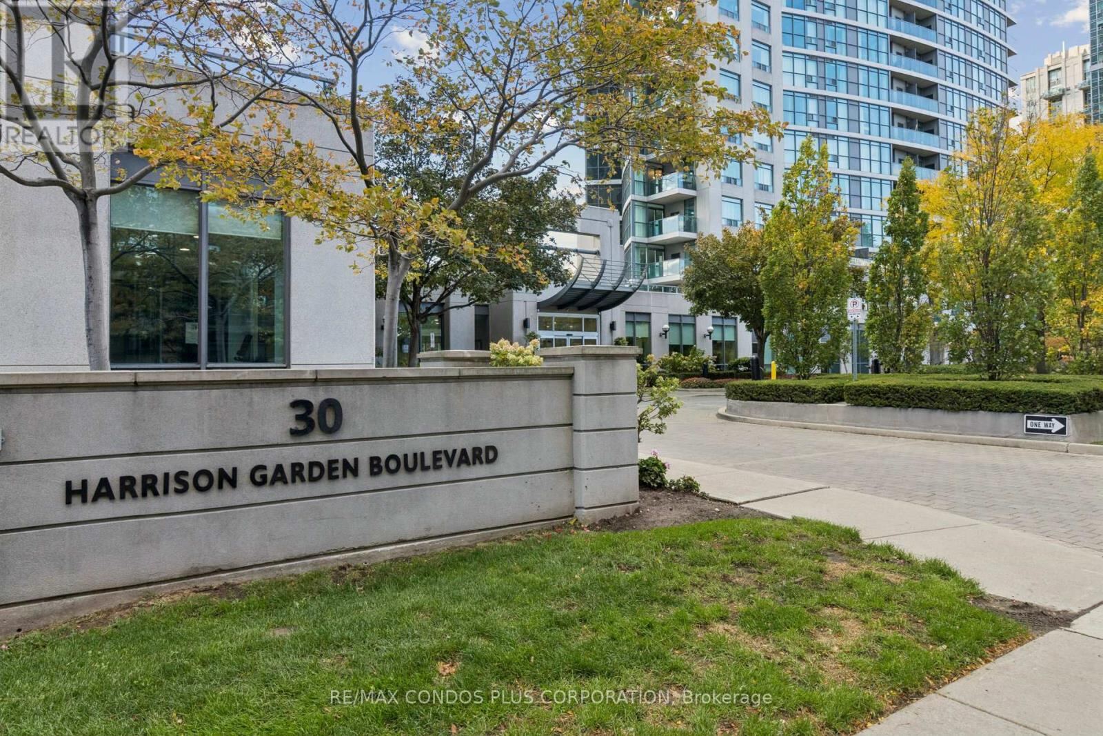 30 Harrison Garden Boulevard Unit 708, Toronto (Willowdale East)